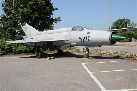 We have 3 MIG 21 UM Jets Aircraft For Sale. Search our listings for used & new airplanes updated daily from 100's of private sellers & dealers. 1 - 3